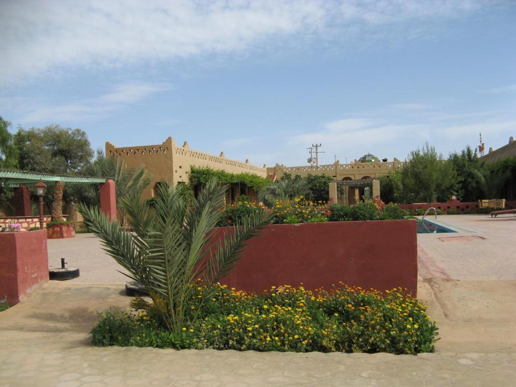 Auberge Tinit Errachidia Exterior photo